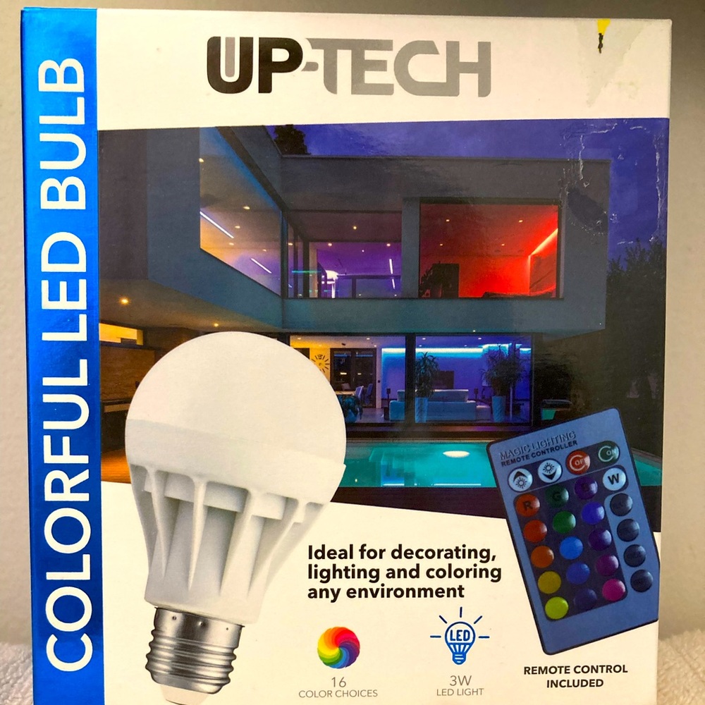 NIB Up-Tech Multi-Color LED Light Bulb w/ Remote